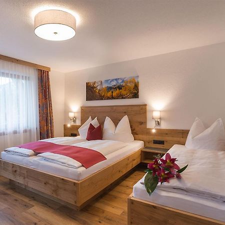 Alpenrose Appartements Burger Evelin Санкт-Антон-ам-Арльберг Екстер'єр фото