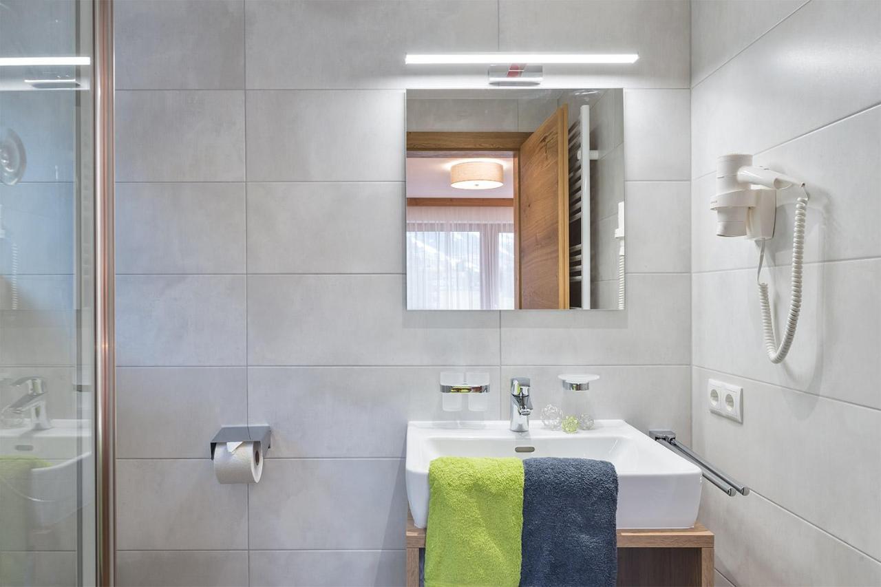Alpenrose Appartements Burger Evelin Санкт-Антон-ам-Арльберг Екстер'єр фото