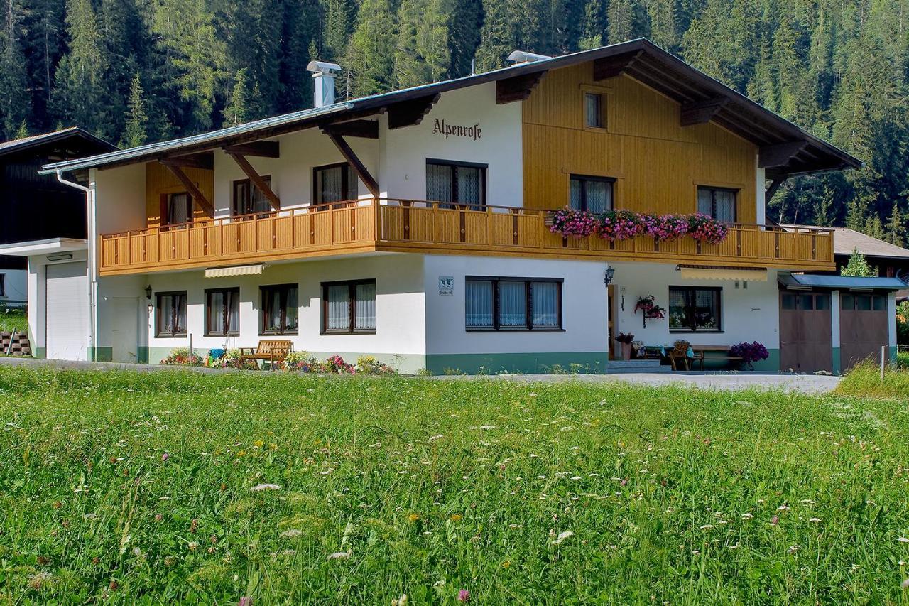 Alpenrose Appartements Burger Evelin Санкт-Антон-ам-Арльберг Екстер'єр фото